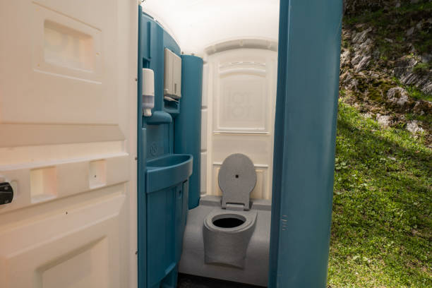Best Portable restroom trailer rental  in Wildwood Crest, NJ